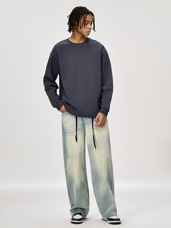 Versatile Long-Sleeve Crewneck Sweatshirt with Small Neckline